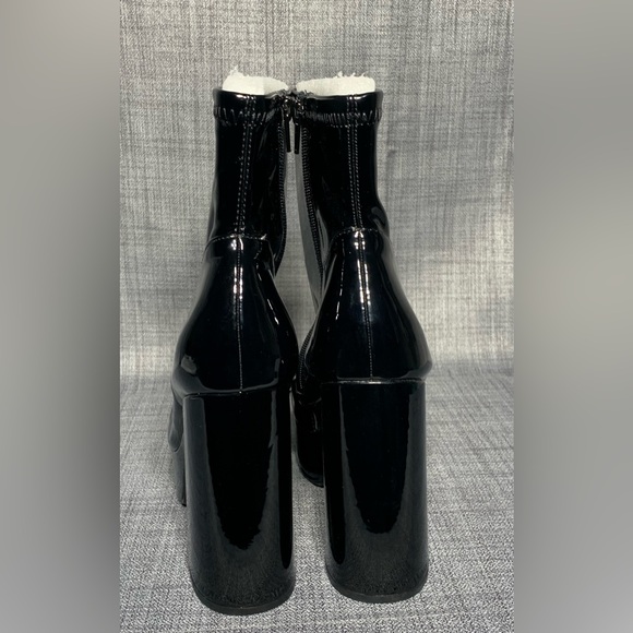 Steve Madden Women's Bianca Black Patent Platform Square-Toe Booties - Picture 4 of 6